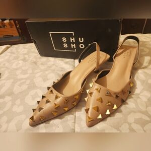ShuShop Tan/Gold Studded Flats NEW IN BOX SIZE 8.5